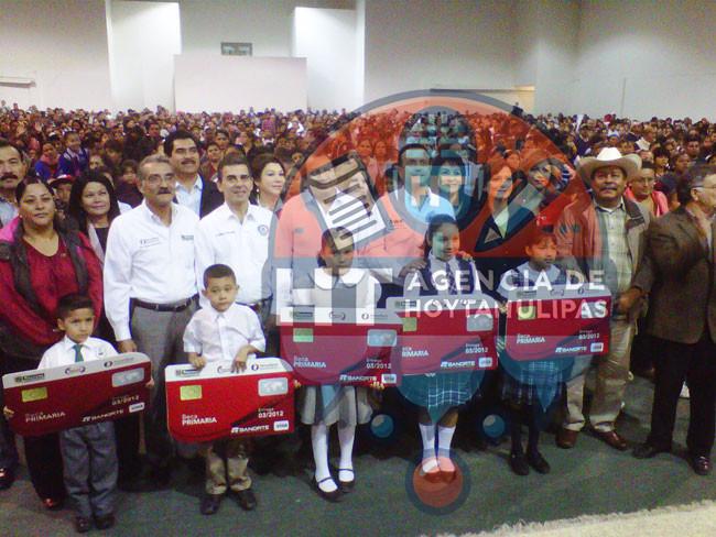 Entregan 6 mil becas en Reynosa Entregan 6 mil becas en Reynosa