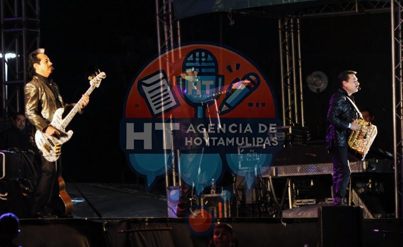 Los Tigres Los Tigres