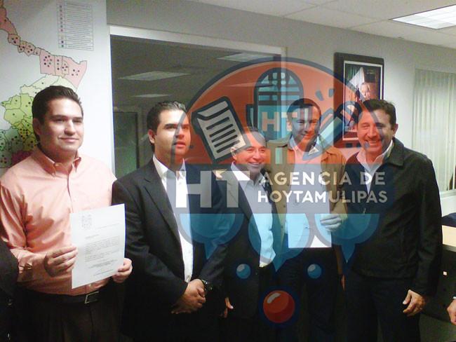 Entrega Homero de la Garza nombramientos en Reynosa Entrega Homero de la Garza nombramientos en Reynosa