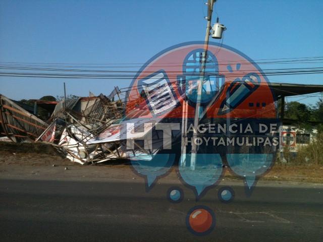 Anuncio caído Anuncio caído