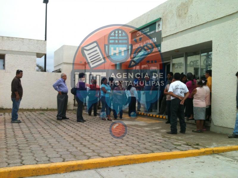 Protesta en CFE Protesta en CFE