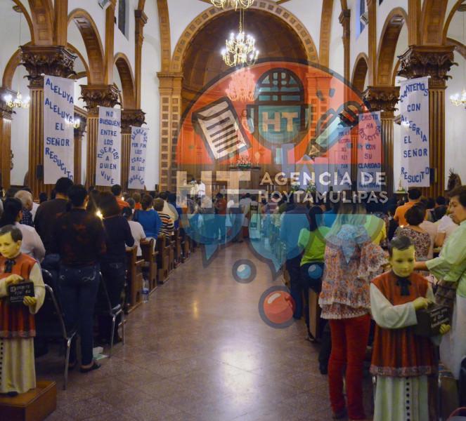 Misa de bendición del agua y del fuego Misa de bendición del agua y del fuego