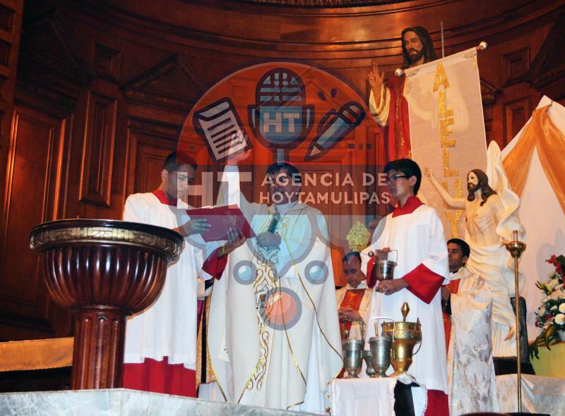 Misa de bendición del agua y del fuego Misa de bendición del agua y del fuego