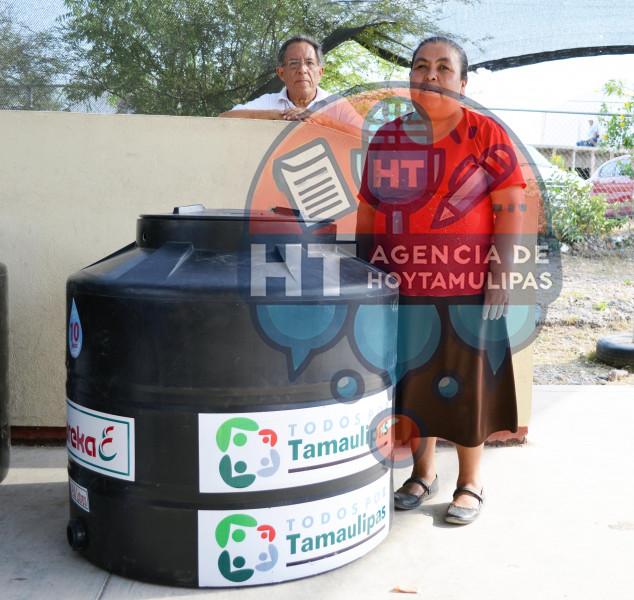 Entrega de tinacos Entrega de tinacos