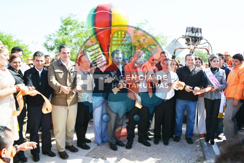 Inaugura Egidio Torre Cantú el Globo Fest 2013 en Reynosa Inaugura Egidio Torre Cantú el Globo Fest 2013 en Reynosa