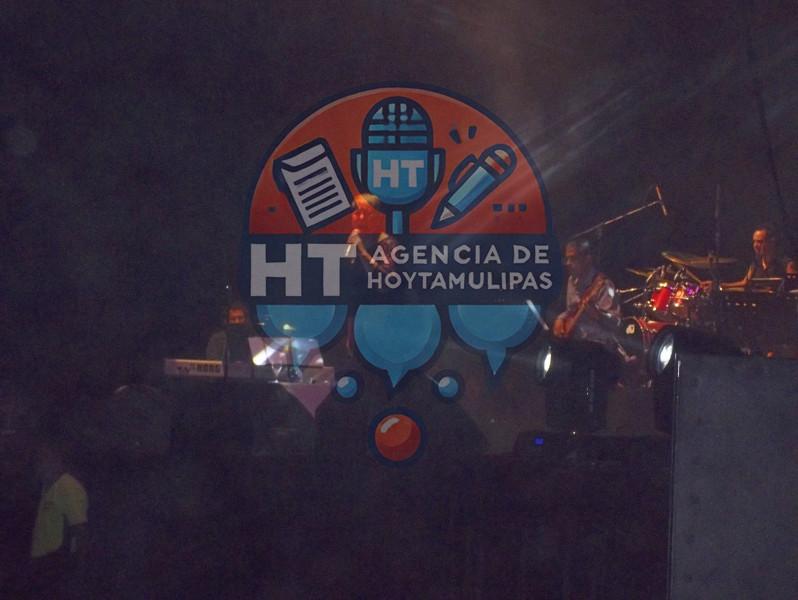 Lupita DŽalessio Lupita DŽalessio