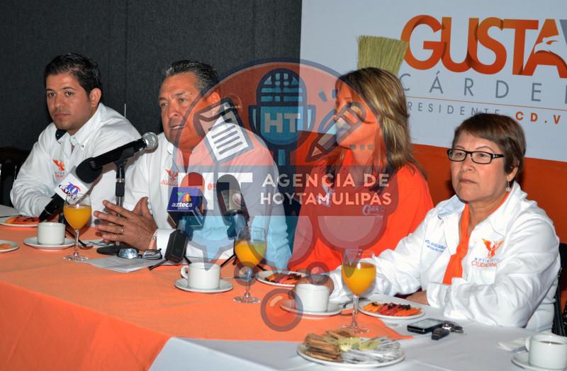 Rueda de prensa Gustavo Cárdenas Rueda de prensa Gustavo Cárdenas