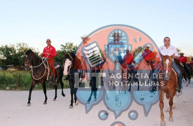 Cosechan lazos de hermandad JDGA convive con habitantes del plan del Alazán Cosechan lazos de hermandad JDGA convive con habitantes del plan del Alazán