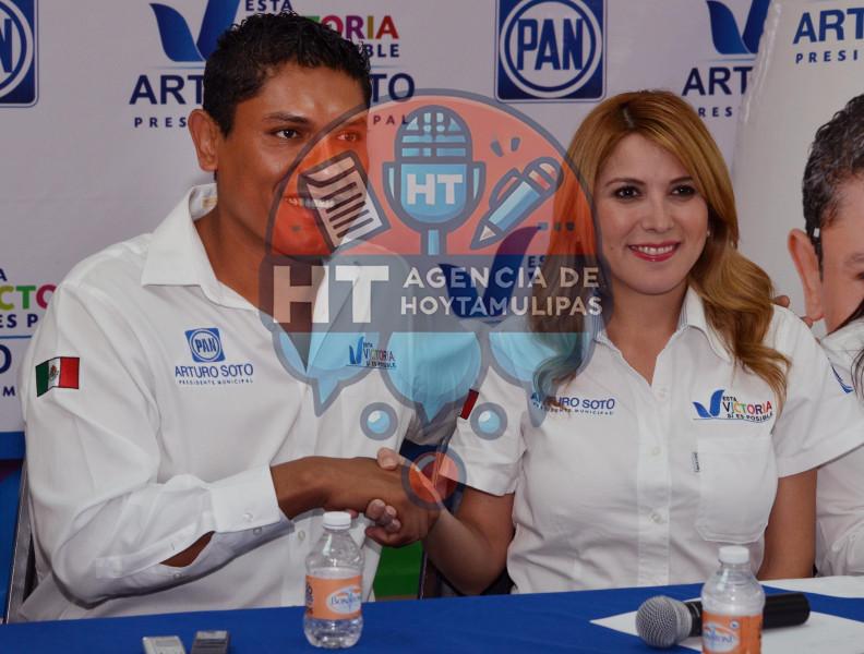 Rueda de prensa Arturo Soto Rueda de prensa Arturo Soto