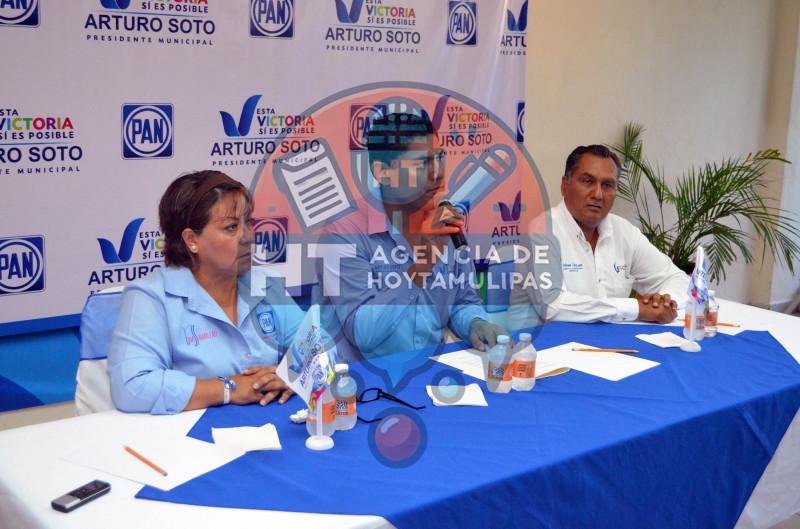 Rueda de prensa Arturo Soto Rueda de prensa Arturo Soto