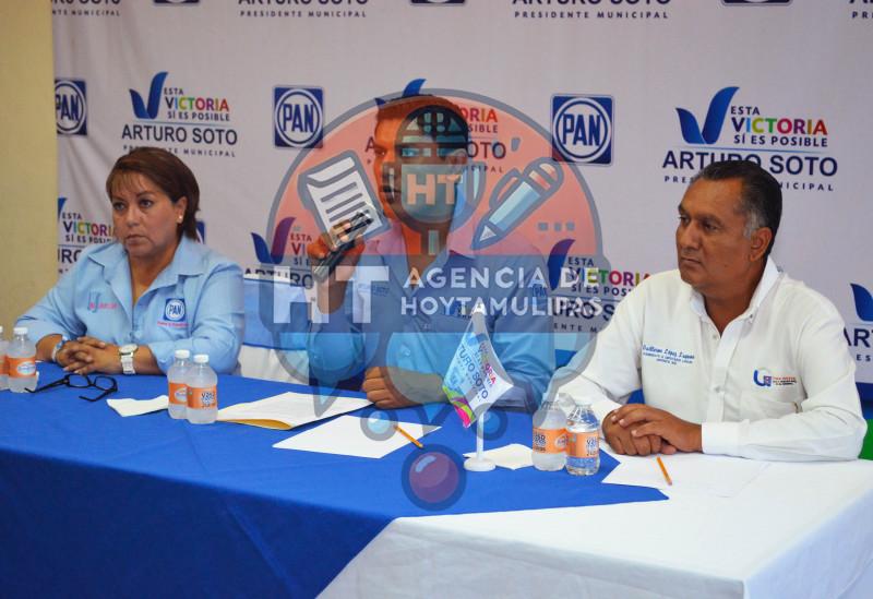 Rueda de prensa Arturo Soto Rueda de prensa Arturo Soto