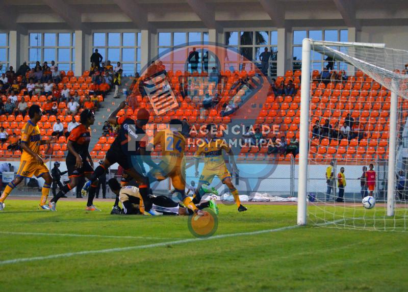 Correcaminos vs Tigres Correcaminos vs Tigres