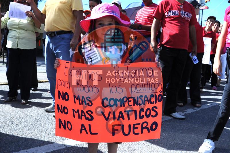 Manifestación de maestros Manifestación de maestros