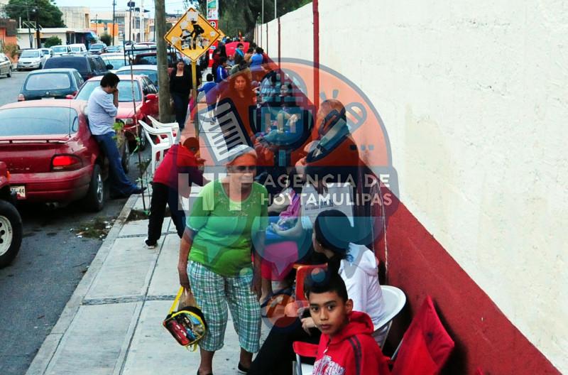 Buscan un lugar en las escuelas Buscan un lugar en las escuelas