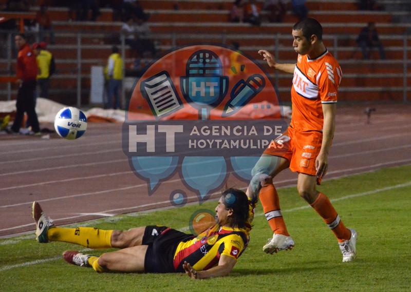 Triunfo apurado para Correcaminos Triunfo apurado para Correcaminos