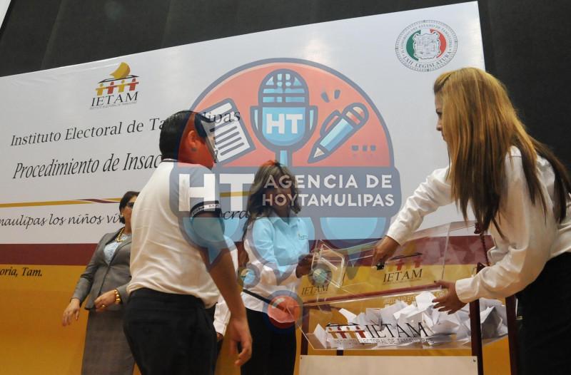 Procedimiento de Insaculación para elegir a los niños diputados Procedimiento de Insaculación para elegir a los niños diputados