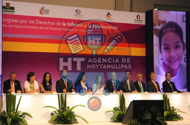 Congreso por los Derechos de la Infancia y la Adolescencia Congreso por los Derechos de la Infancia y la Adolescencia