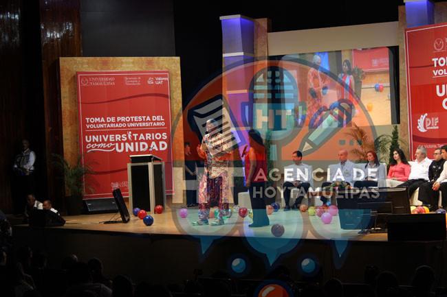 Confernecia Patch Adams Confernecia Patch Adams