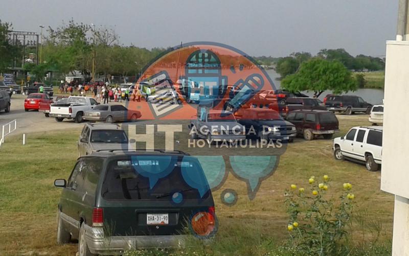 Llegan miles a la Playita de Reynosa Llegan miles a la Playita de Reynosa