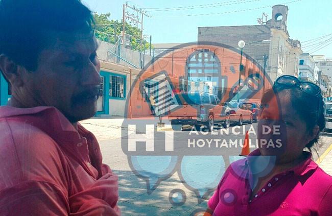 Vector Barrón y su pareja María de los Ángeles Reyes Vector Barrón y su pareja María de los Ángeles Reyes