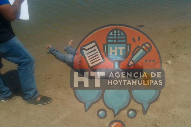 Muerto en playa Tesoro Muerto en playa Tesoro