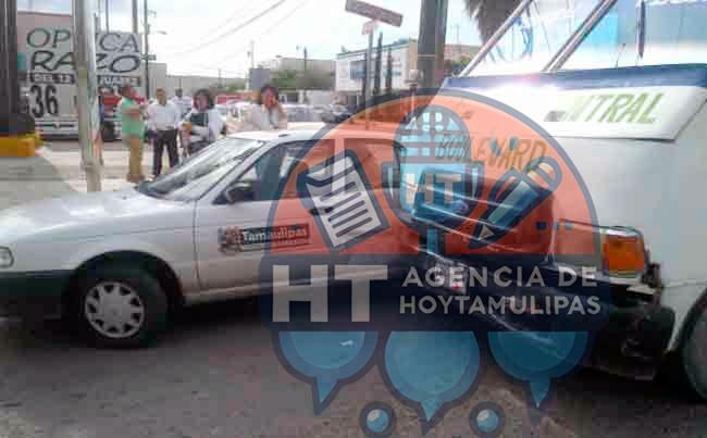 Empleada es chocada por microbús en Ciudad Victoria Empleada es chocada por microbús en Ciudad Victoria