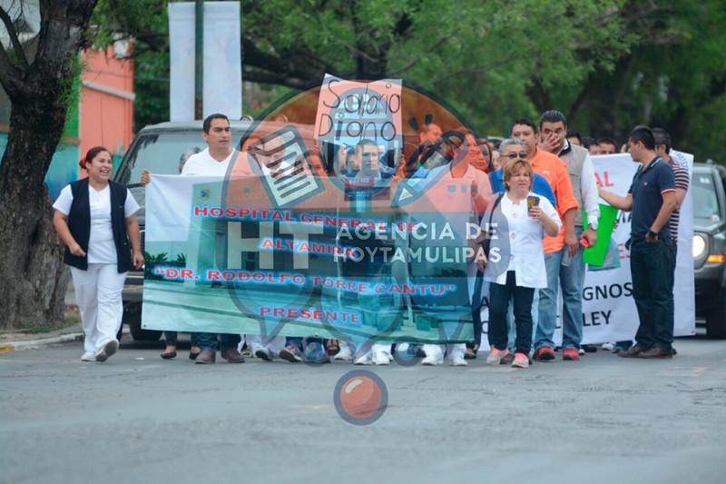 Manifestación de Enfermeras en Ciudad Victoria Manifestación de Enfermeras en Ciudad Victoria