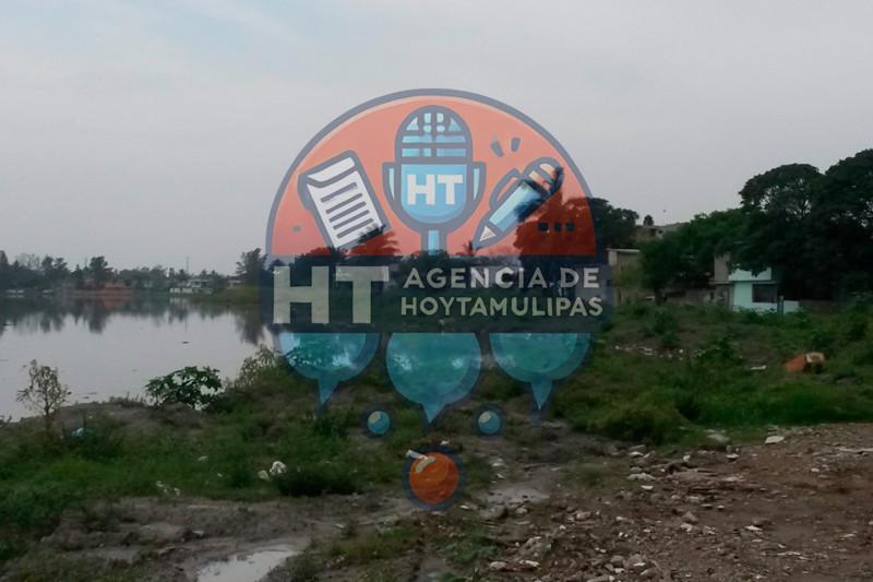 Rescatan a hombre Rescatan a hombre