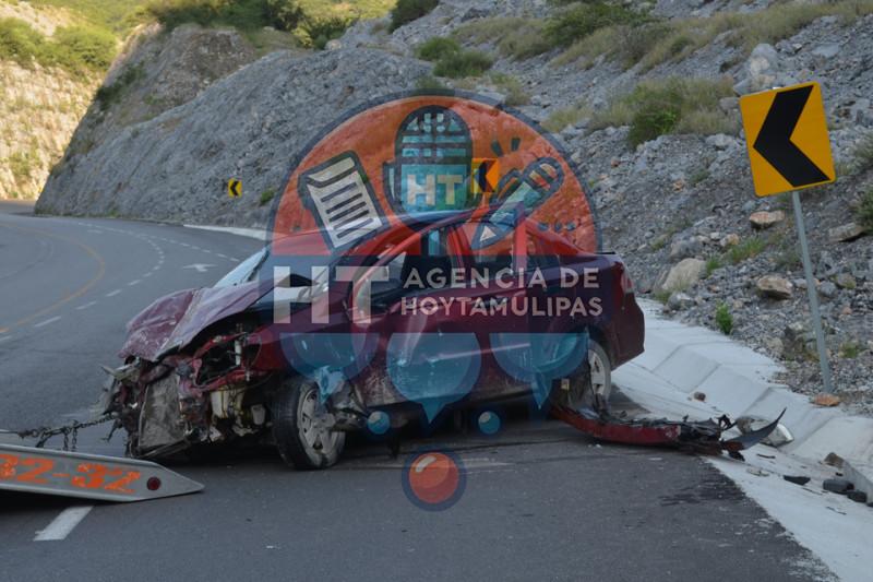 Coche chocado Coche chocado