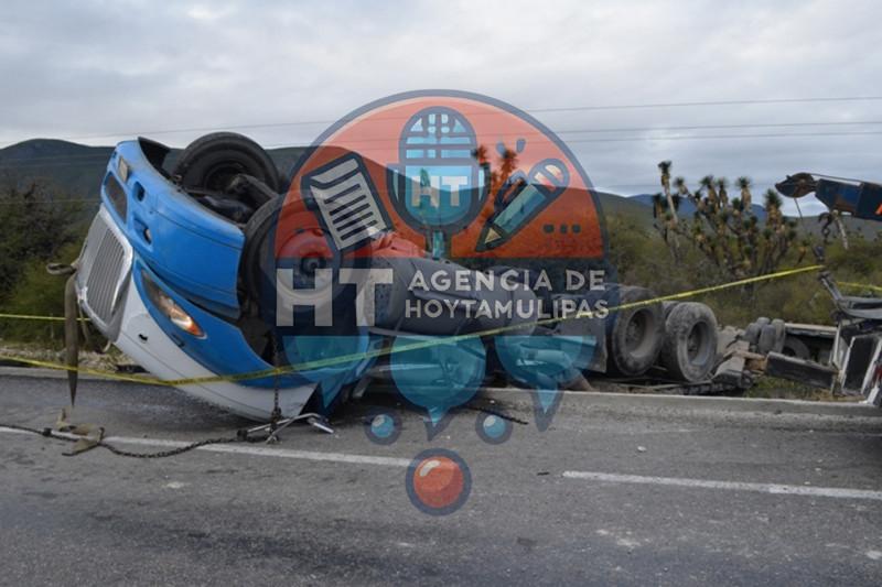 Tráiler volcado Tráiler volcado