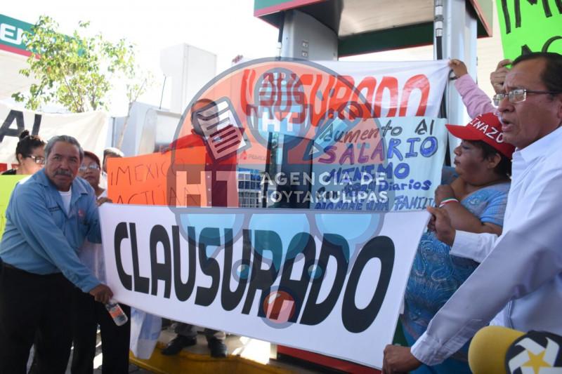 Protesta contra el aumento a la gasolina en Victoria Protesta contra el aumento a la gasolina en Victoria
