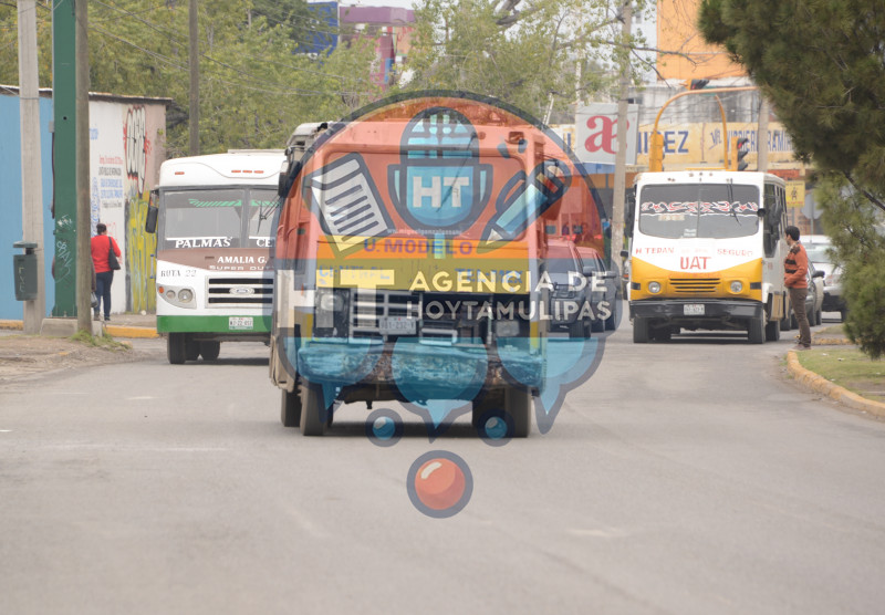 Microbus en malas condiciones