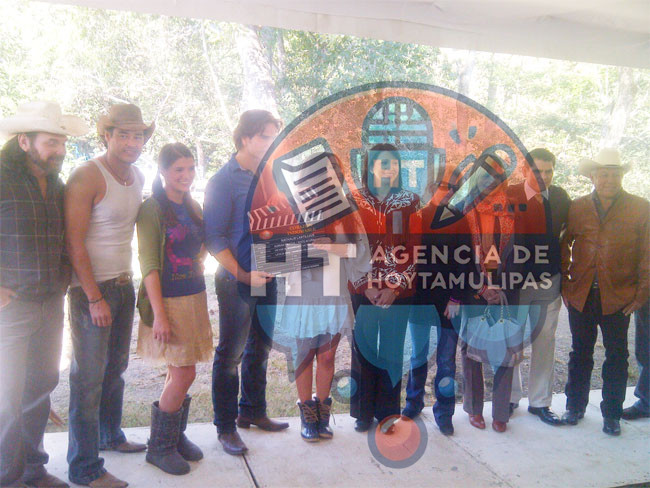 Arranca grabaci�n �Coraz�n Indomable� en G�mez Far�as 