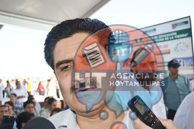 Jorge Vel�zquez Vargas-CMIC en Victoria