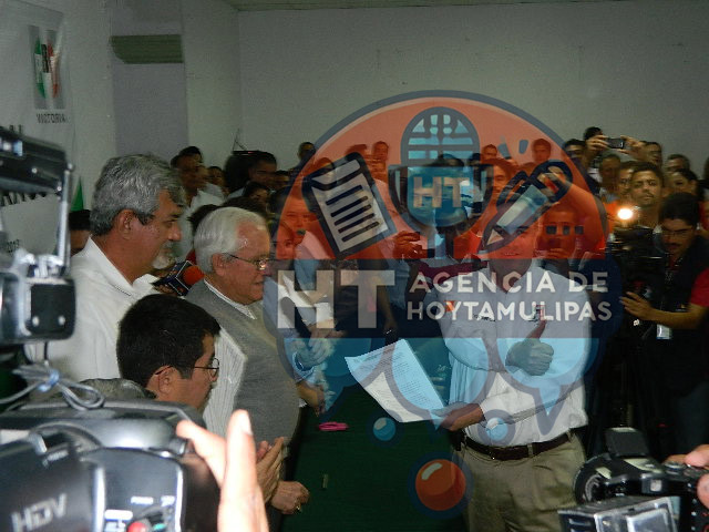 Alejandro Etienne Llano