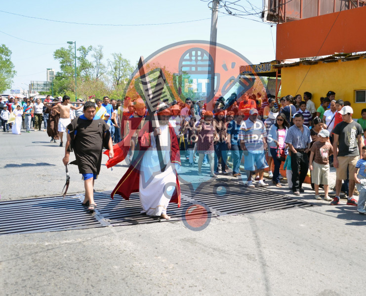 Escenificaci�n Viacrucis