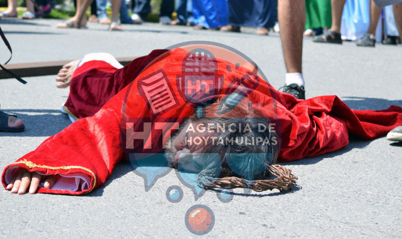 Escenificaci�n Viacrucis