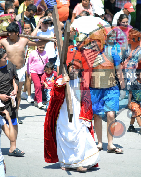 Escenificaci�n Viacrucis