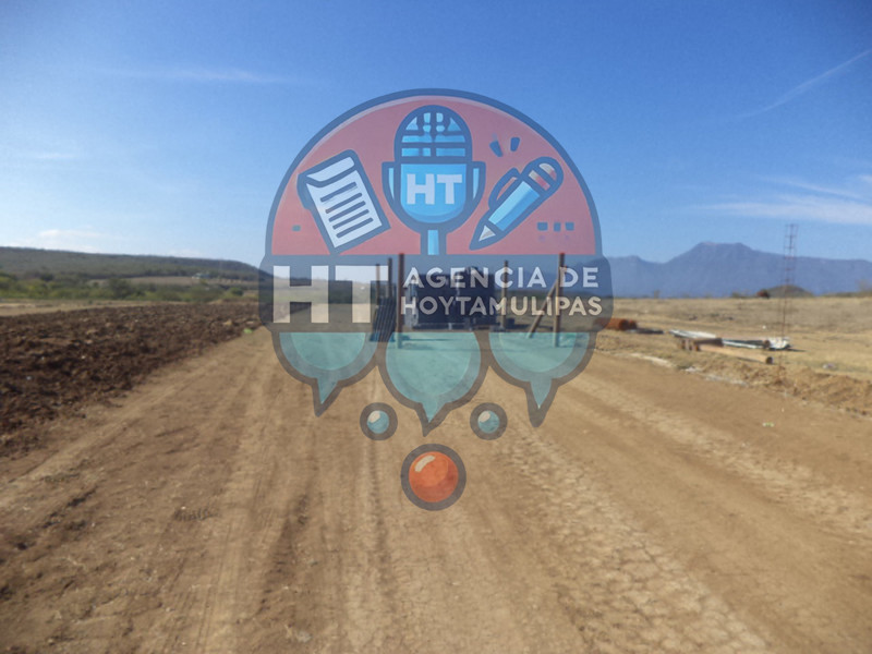 Deportiva en la Congregaci�n Magueyes en Mainero