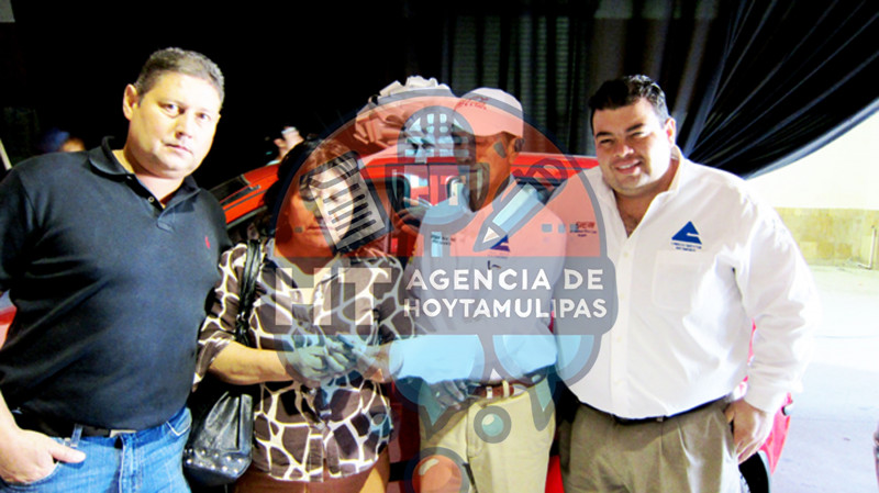 Residente de Higuerillas gana un auto en festival de Canaco Matamoros