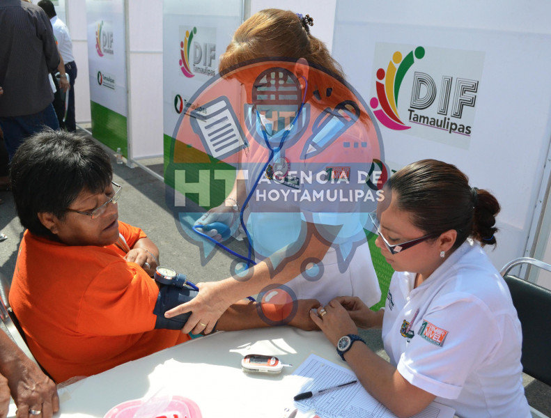 Feria de la salud �Mujeres Plenas�