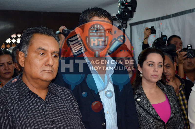 Arturo Soto se registra