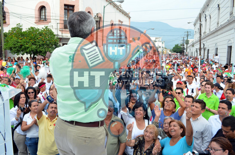 Alejandro Etienne-recorrido