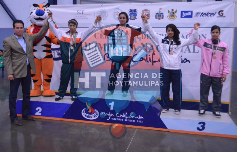 Oro en boxeo
