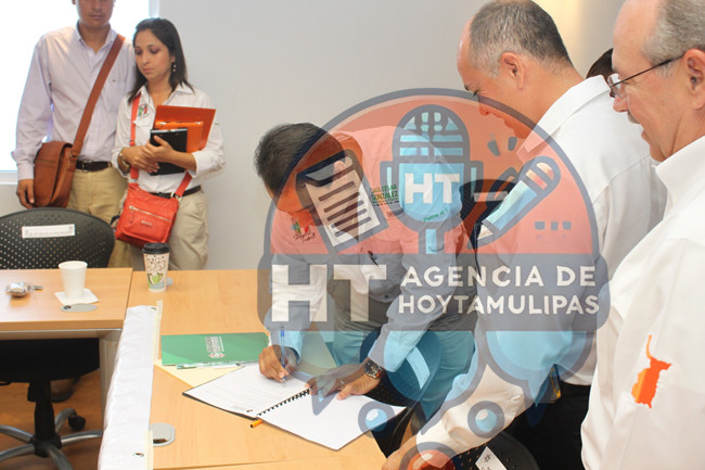 Ra�l C�sar Gonz�lez