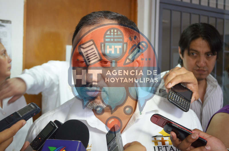 Carlos Manuel Azuara Ju�rez