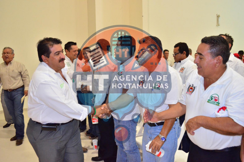 Armando L�pez Flores