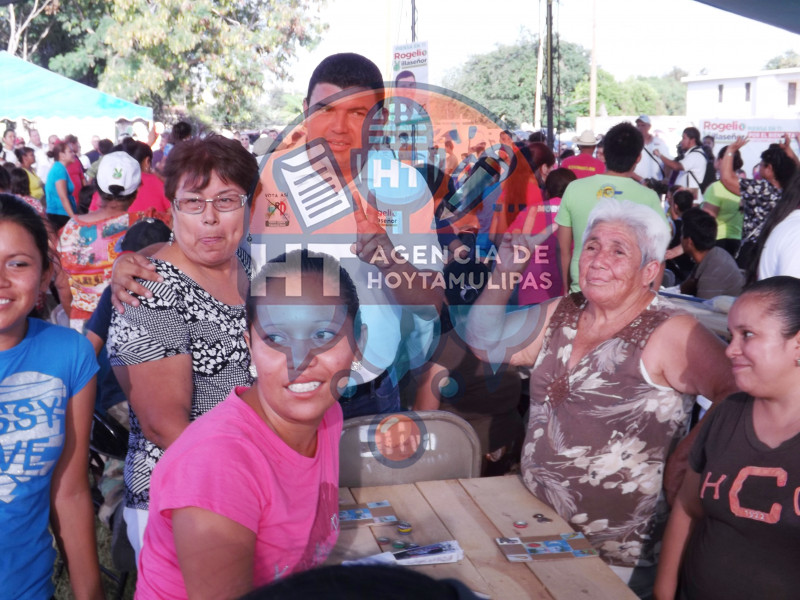 Rogelio Villase�or