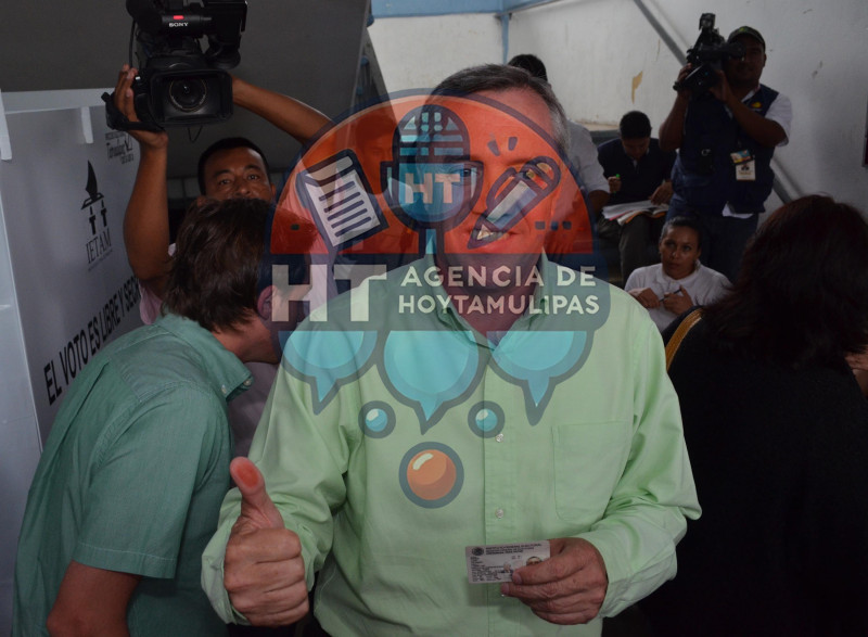 Voto Alejandro Etienne Llano