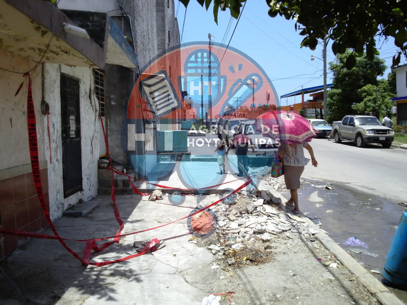 piden demoler marquesina en Madero